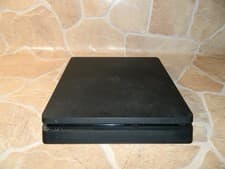 PlayStation 4 Slim